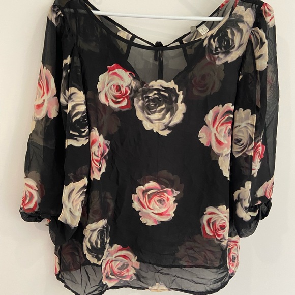 Lauren Conrad blouse - Picture 1 of 3